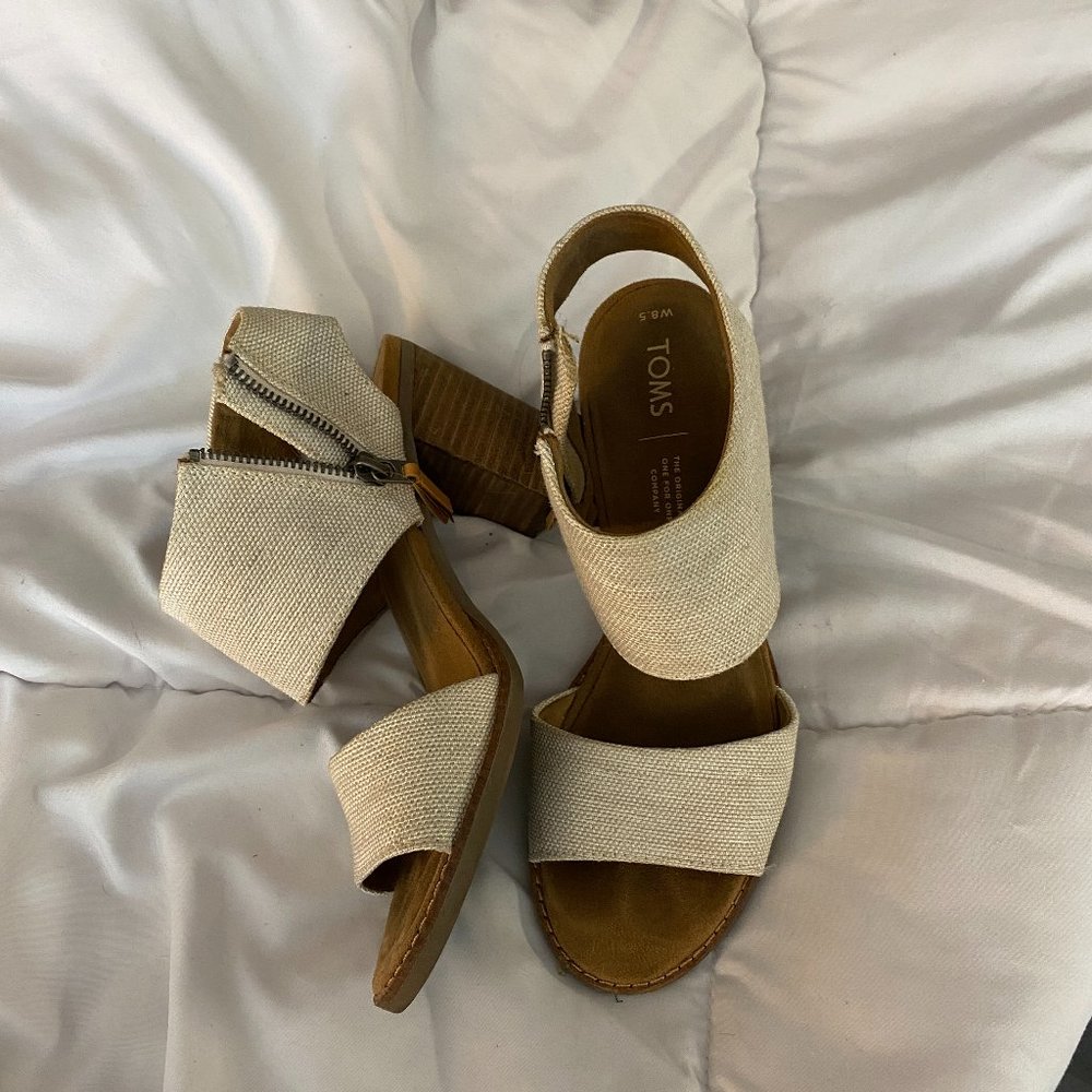 Toms Majorca Cutout Sandal